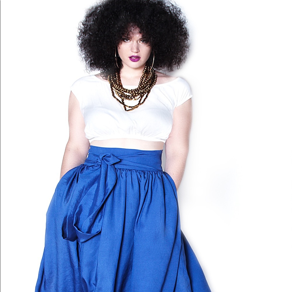 Jibri Blue Skirt w/ Attached Bow, Size 2